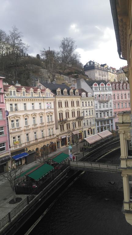 Apartments Paderewski Karlovy Vary Exterior foto