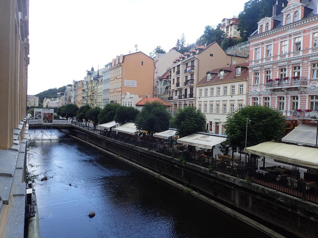 Apartments Paderewski Karlovy Vary Exterior foto